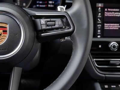 2026 Porsche Macan AWD