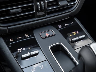 2026 Porsche Macan AWD