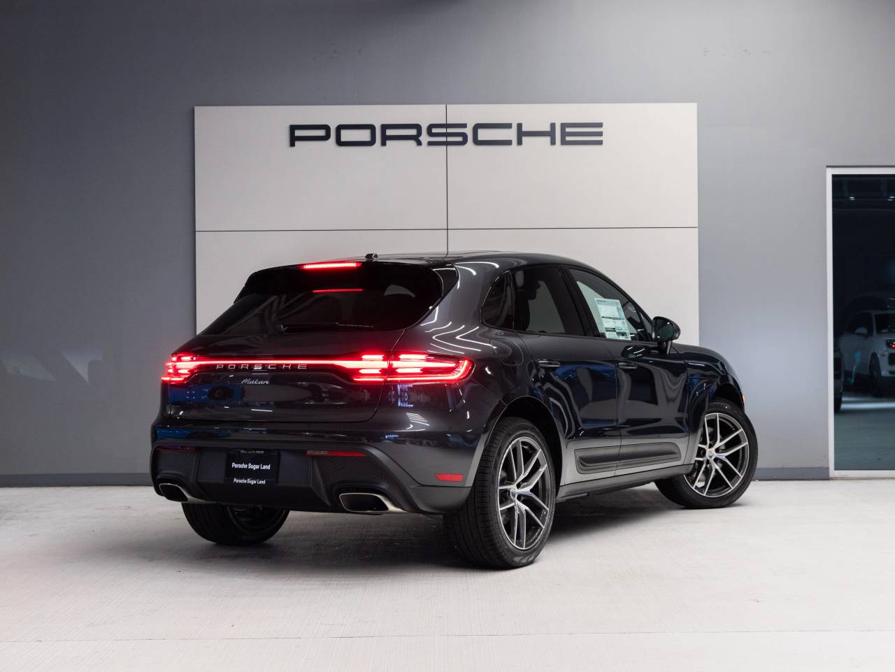 2026 Porsche Macan Macan