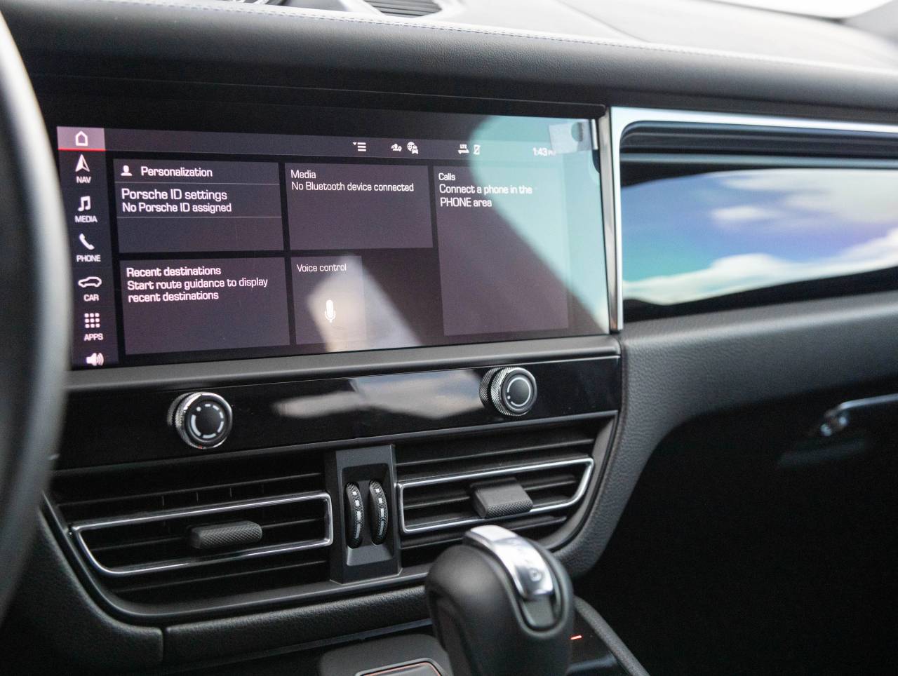 2025 Porsche Macan Macan