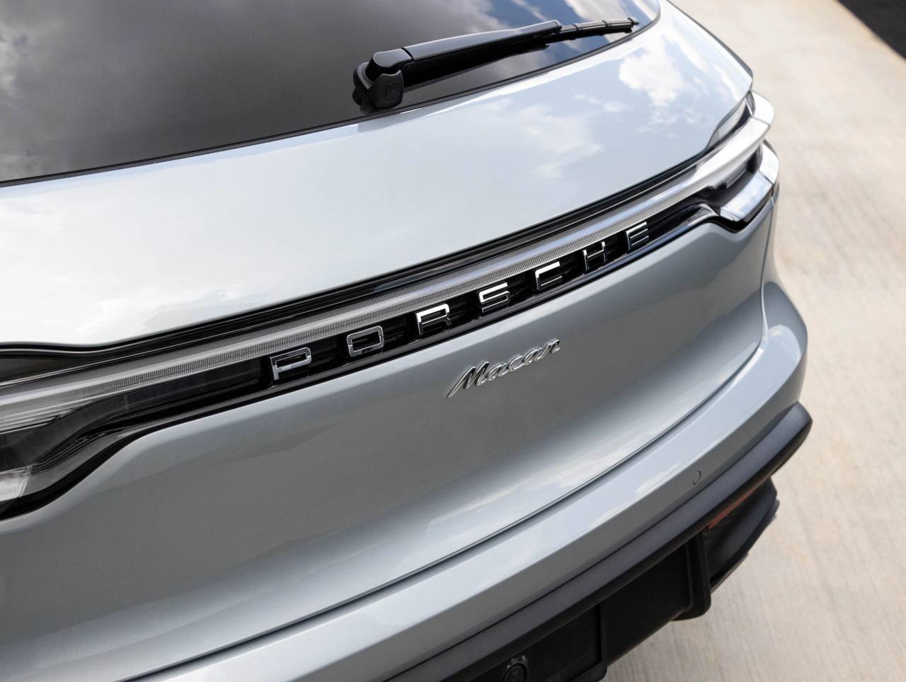 2025 Porsche Macan Macan