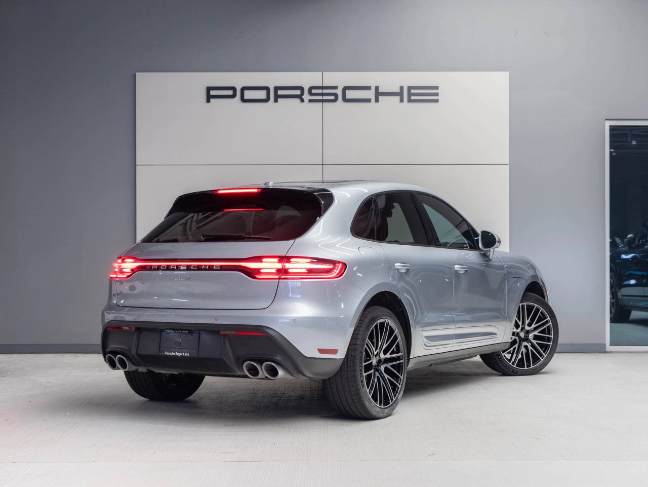 2025 Porsche Macan Macan