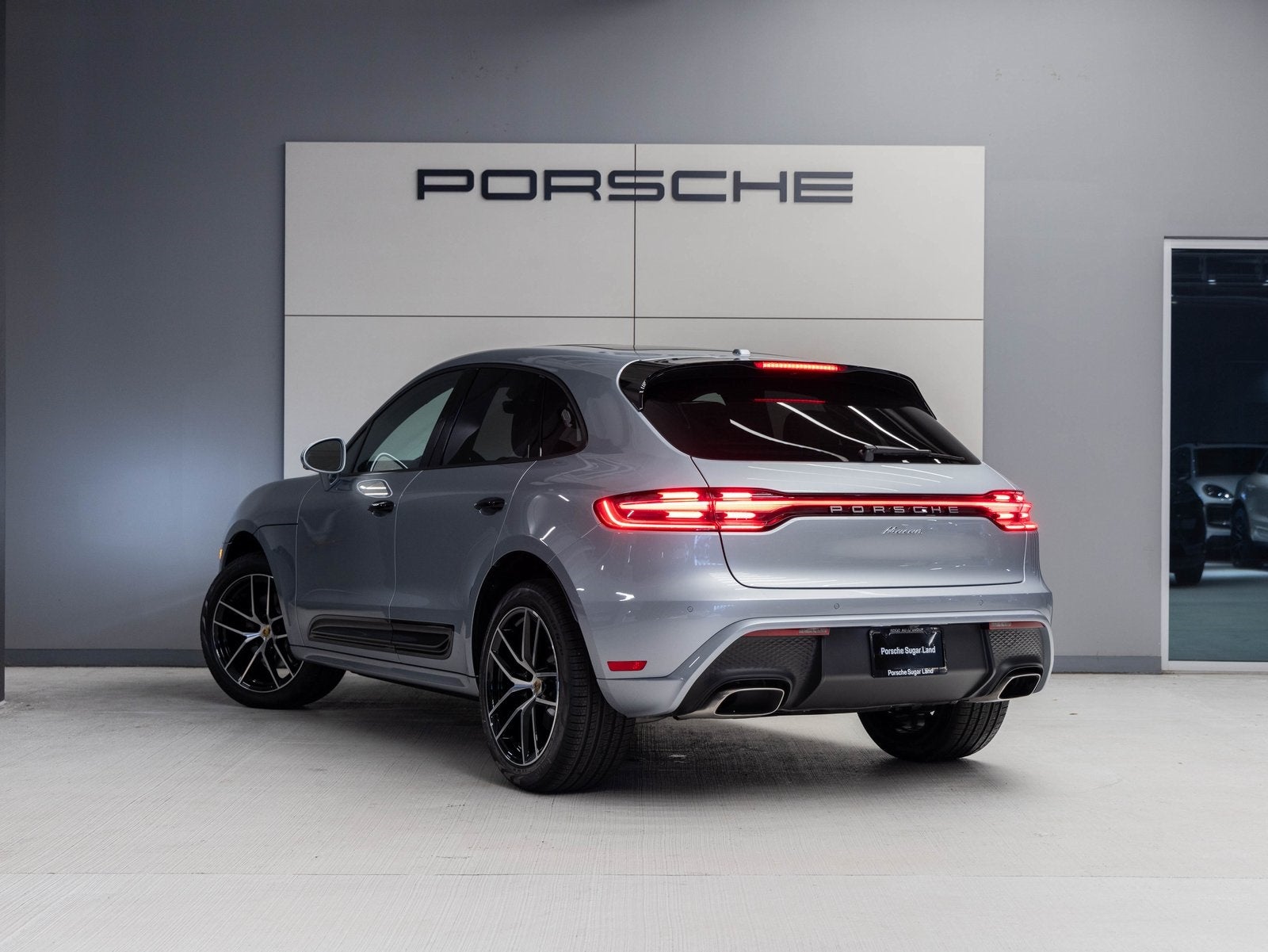 2026 Porsche Macan Macan