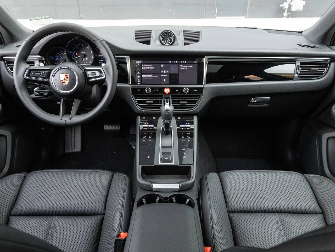 2026 Porsche Macan AWD