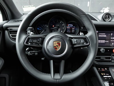 2026 Porsche Macan AWD