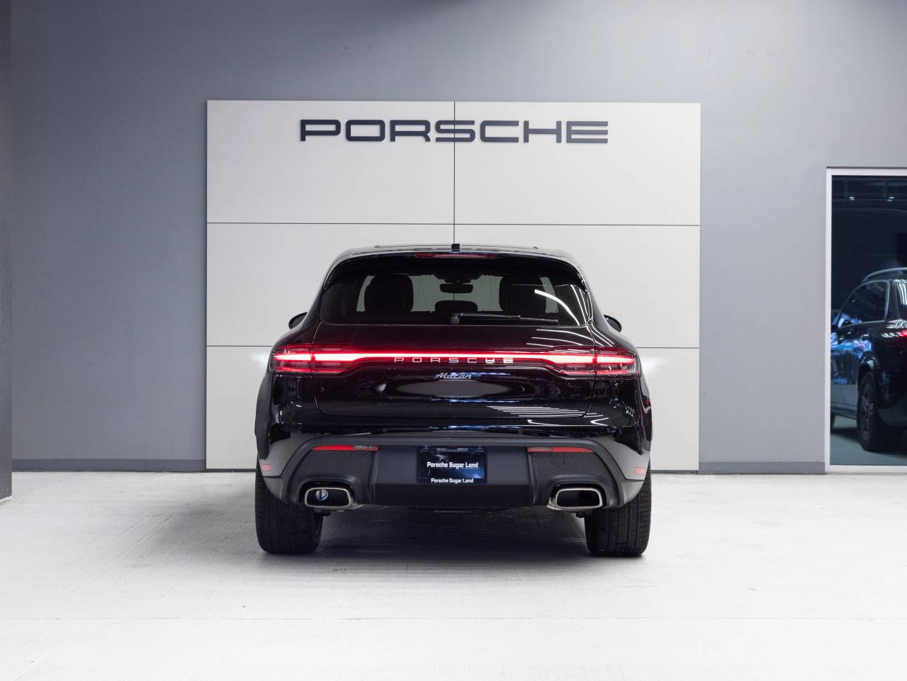 2026 Porsche Macan AWD