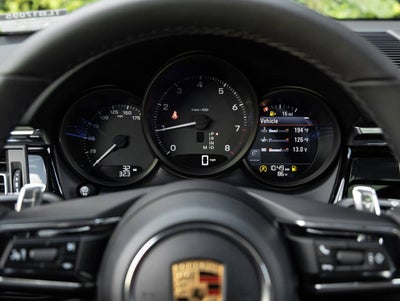 2026 Porsche Macan Macan