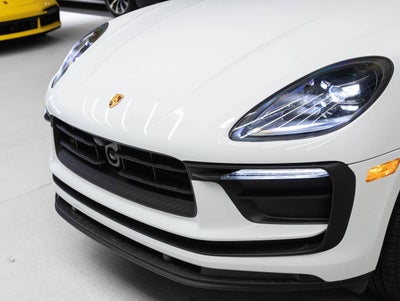2026 Porsche Macan Macan