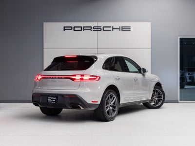 2023 Porsche Macan AWD