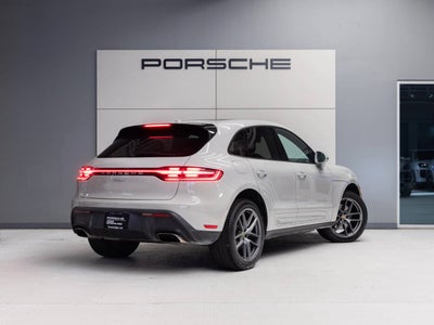 2023 Porsche Macan AWD