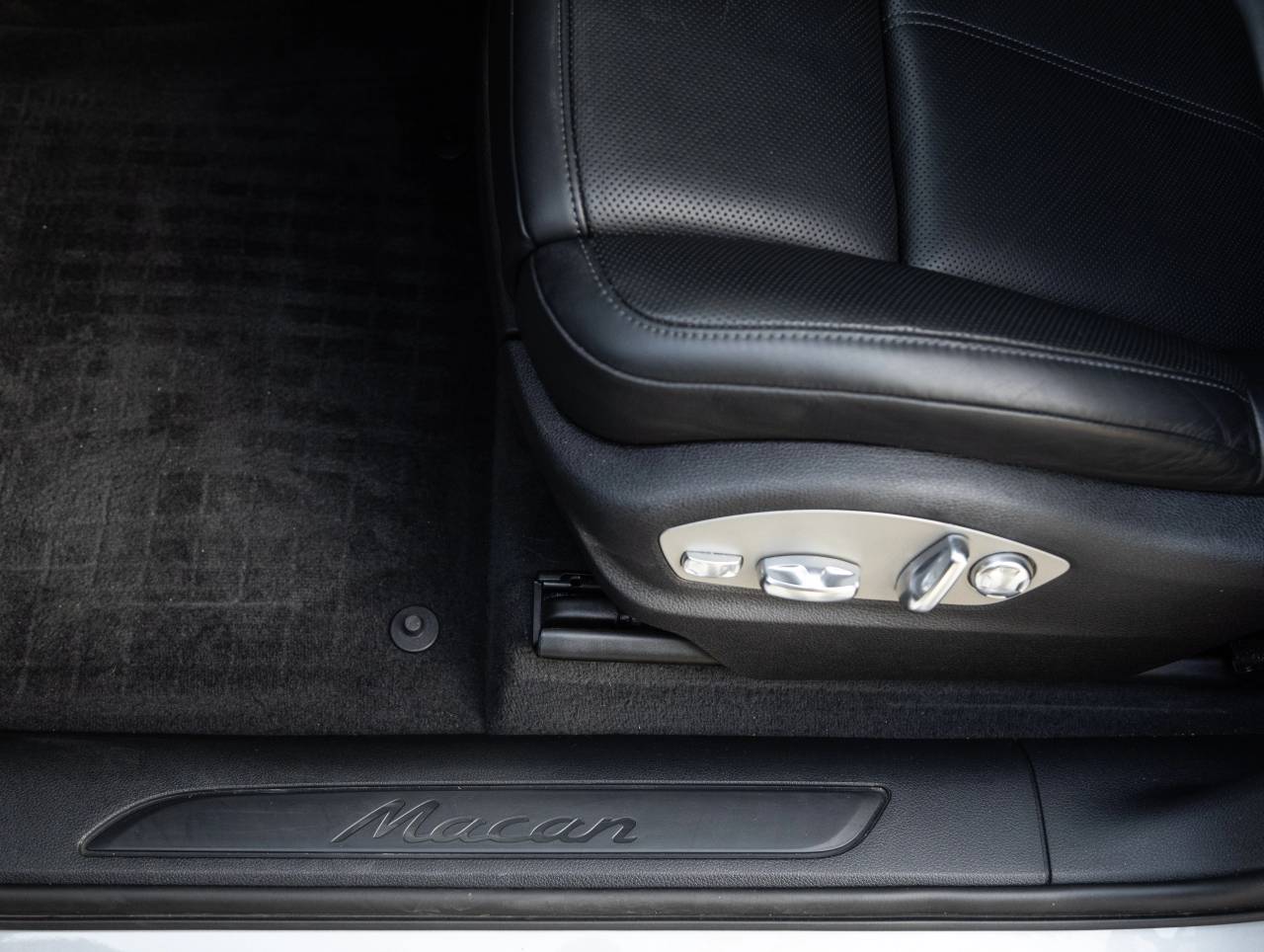 2024 Porsche Macan Macan