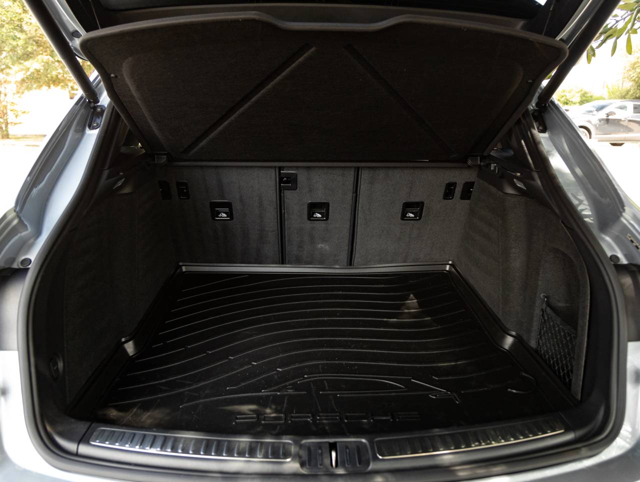 2024 Porsche Macan Macan