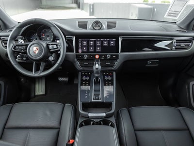 2025 Porsche Macan Macan T