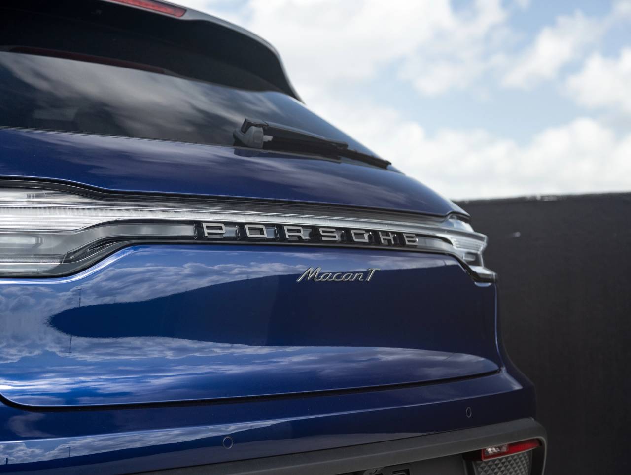 2025 Porsche Macan Macan T