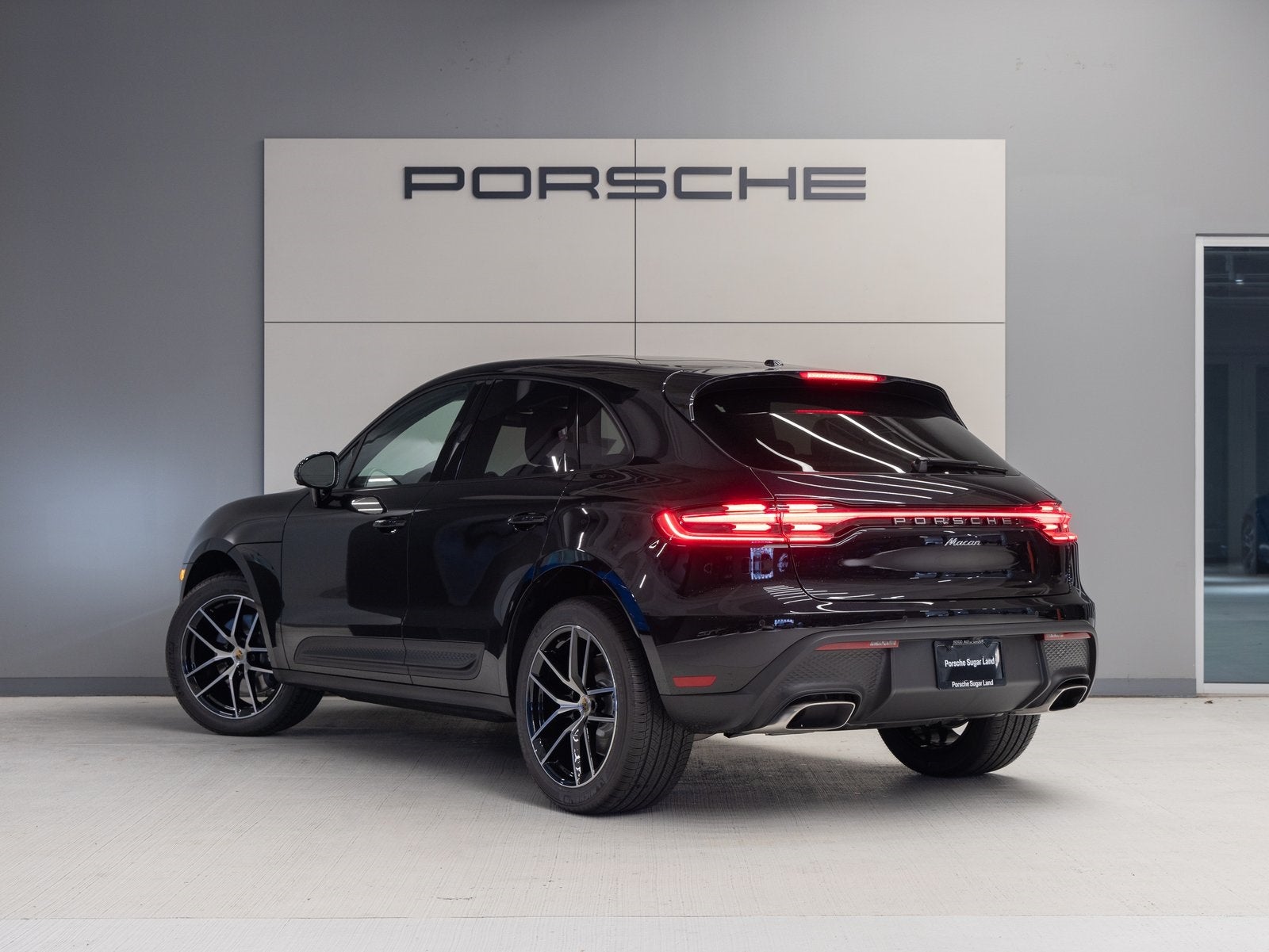 2025 Porsche Macan Macan