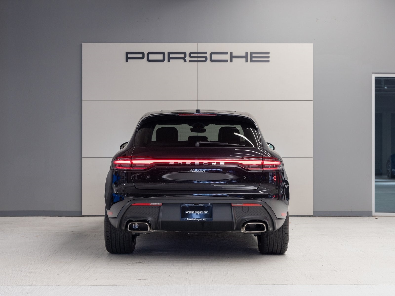 2025 Porsche Macan Macan