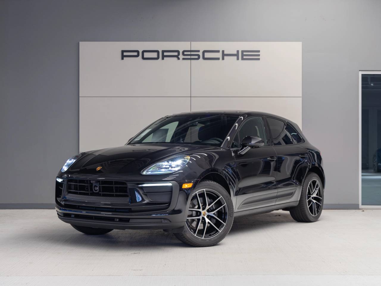 2025 Porsche Macan Macan