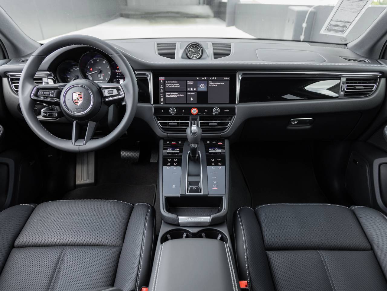 2025 Porsche Macan Macan