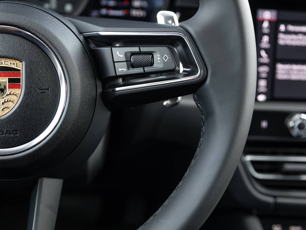 2025 Porsche Macan Macan