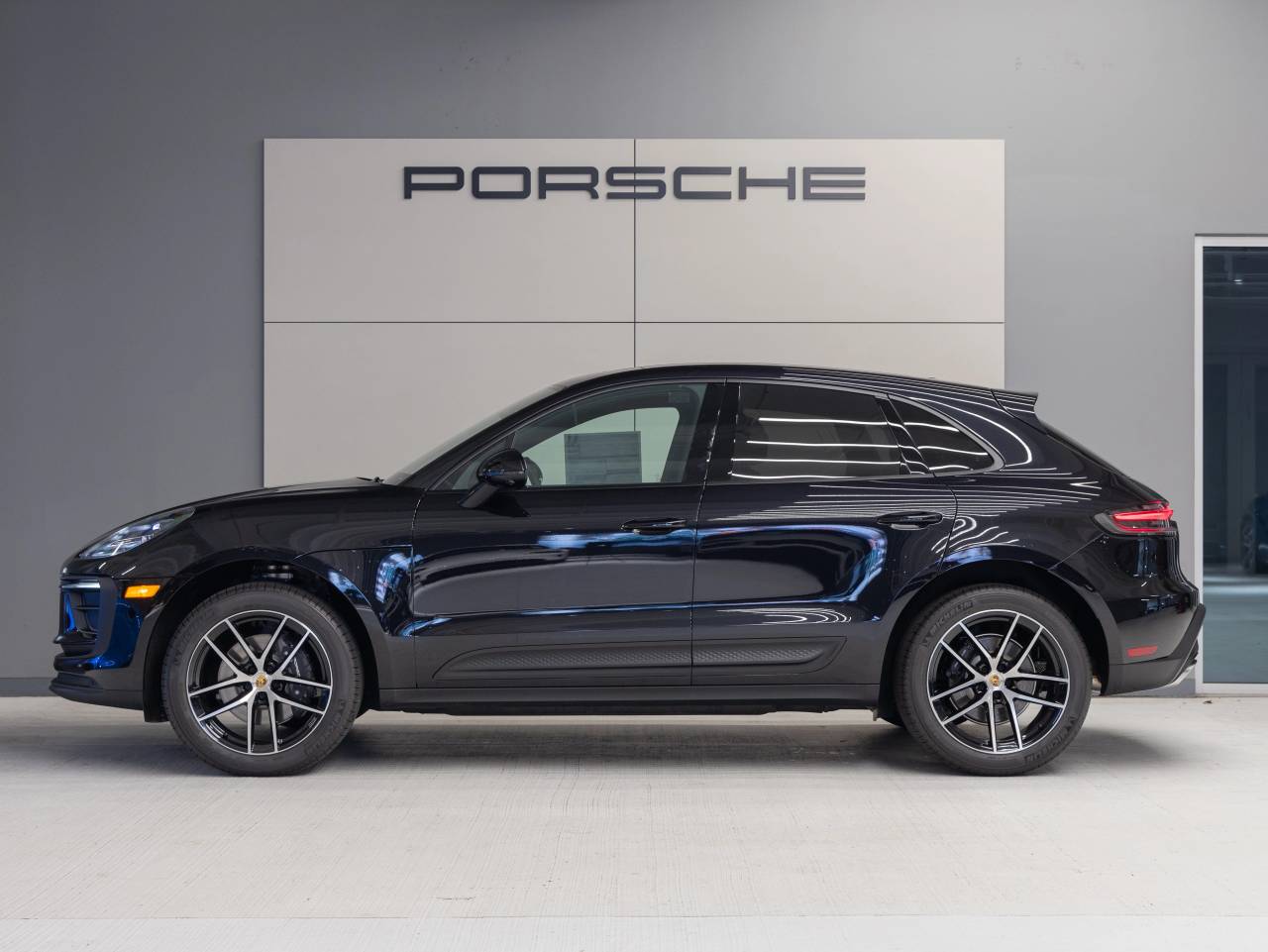 2025 Porsche Macan Macan
