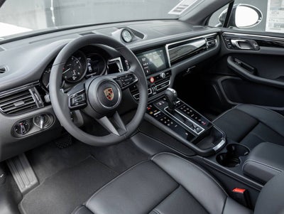 2025 Porsche Macan Macan