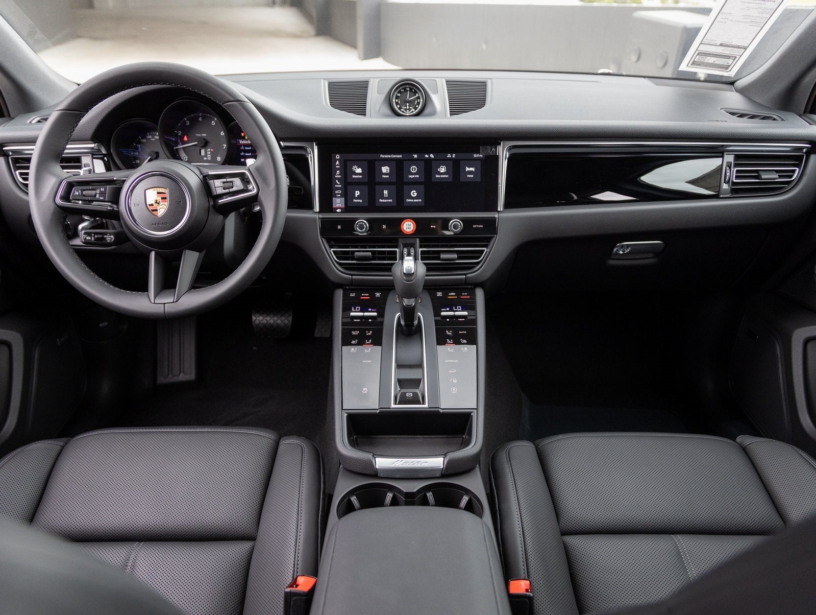 2025 Porsche Macan Macan