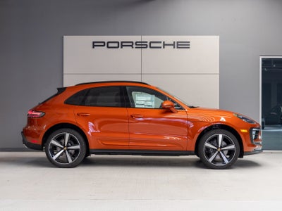 2025 Porsche Macan Macan