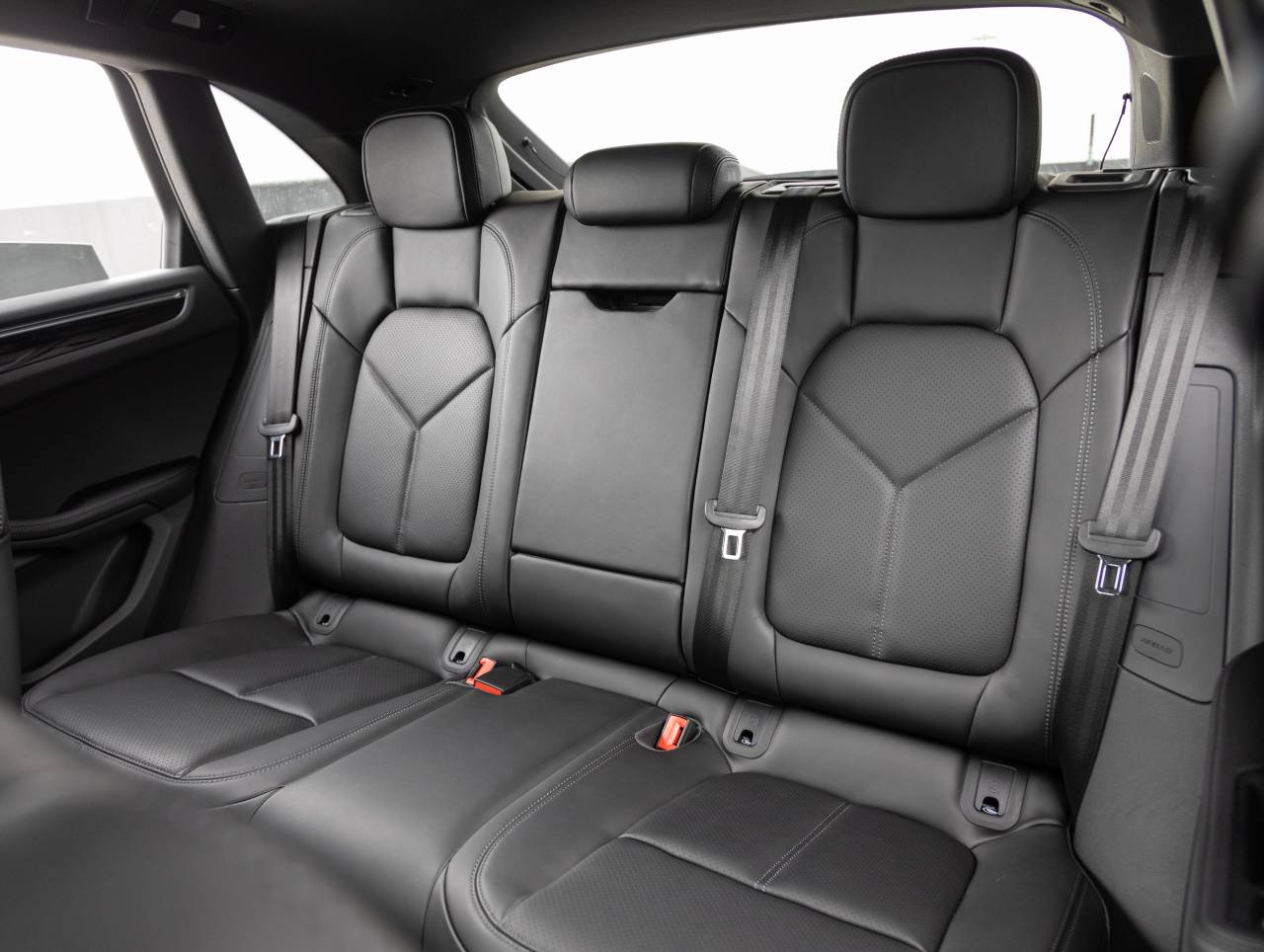 2025 Porsche Macan Macan