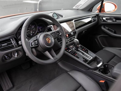 2025 Porsche Macan Macan
