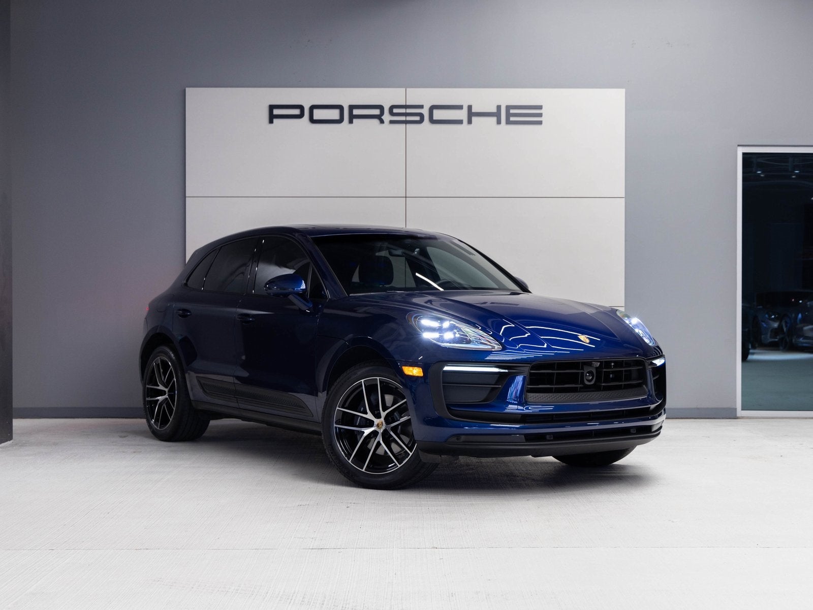 2026 Porsche Macan Macan