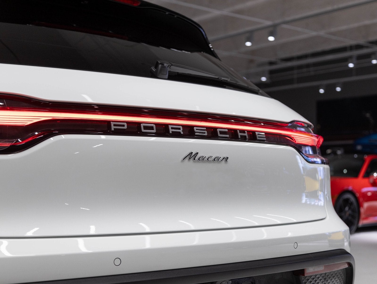 2026 Porsche Macan Macan