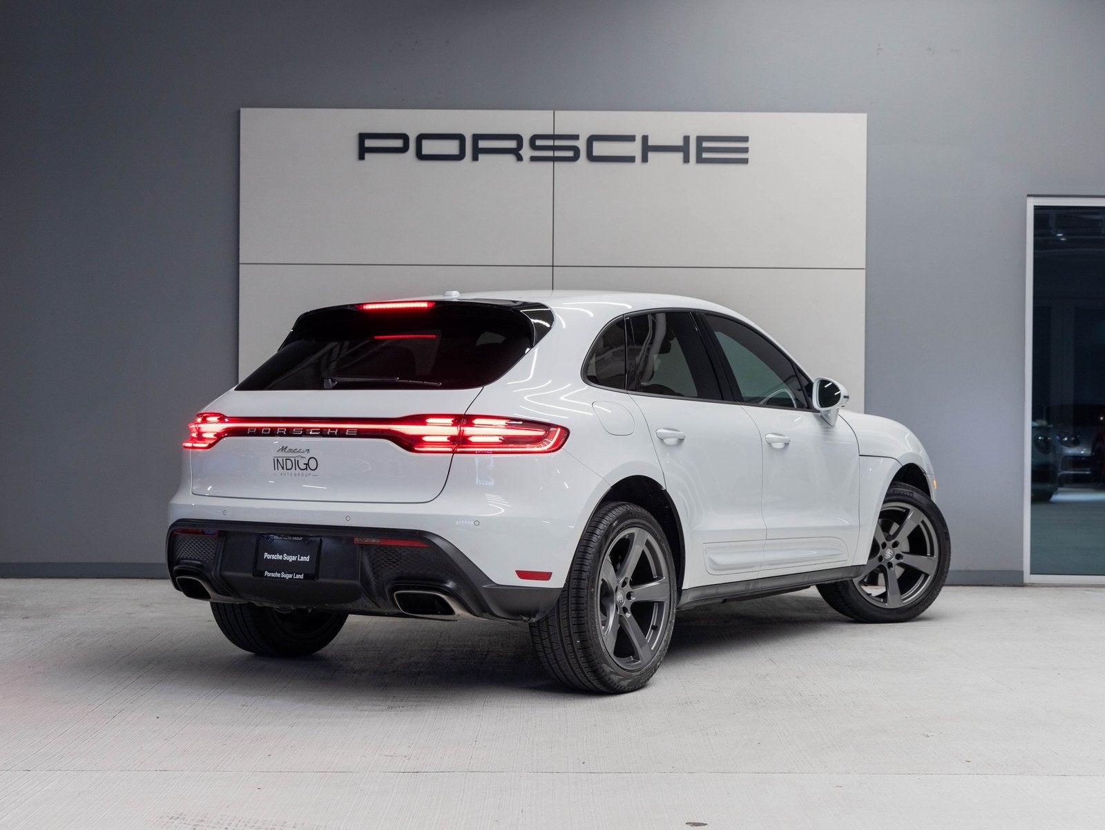2026 Porsche Macan Macan