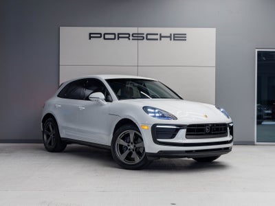 2026 Porsche Macan Macan