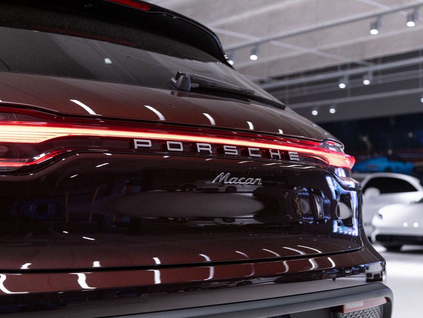 2026 Porsche Macan Macan