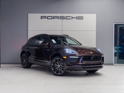 2026 Porsche Macan Macan