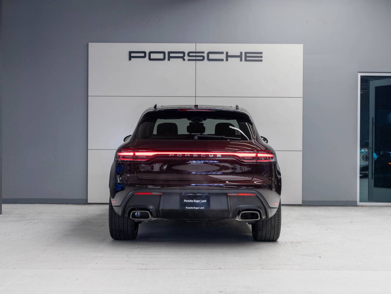 2026 Porsche Macan Macan