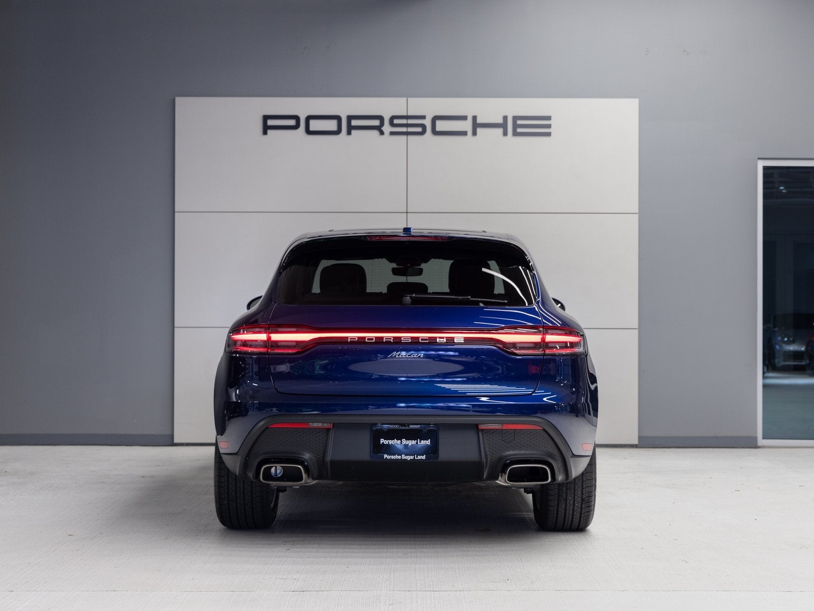 2026 Porsche Macan AWD
