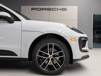 2026 Porsche Macan AWD