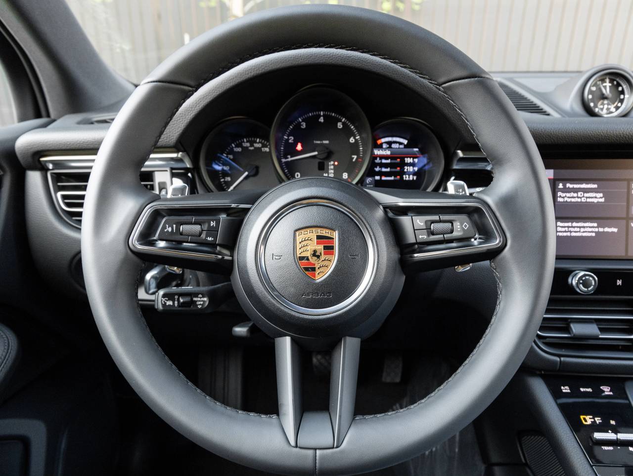 2026 Porsche Macan AWD