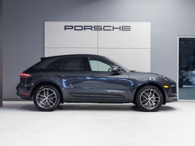 2026 Porsche Macan AWD