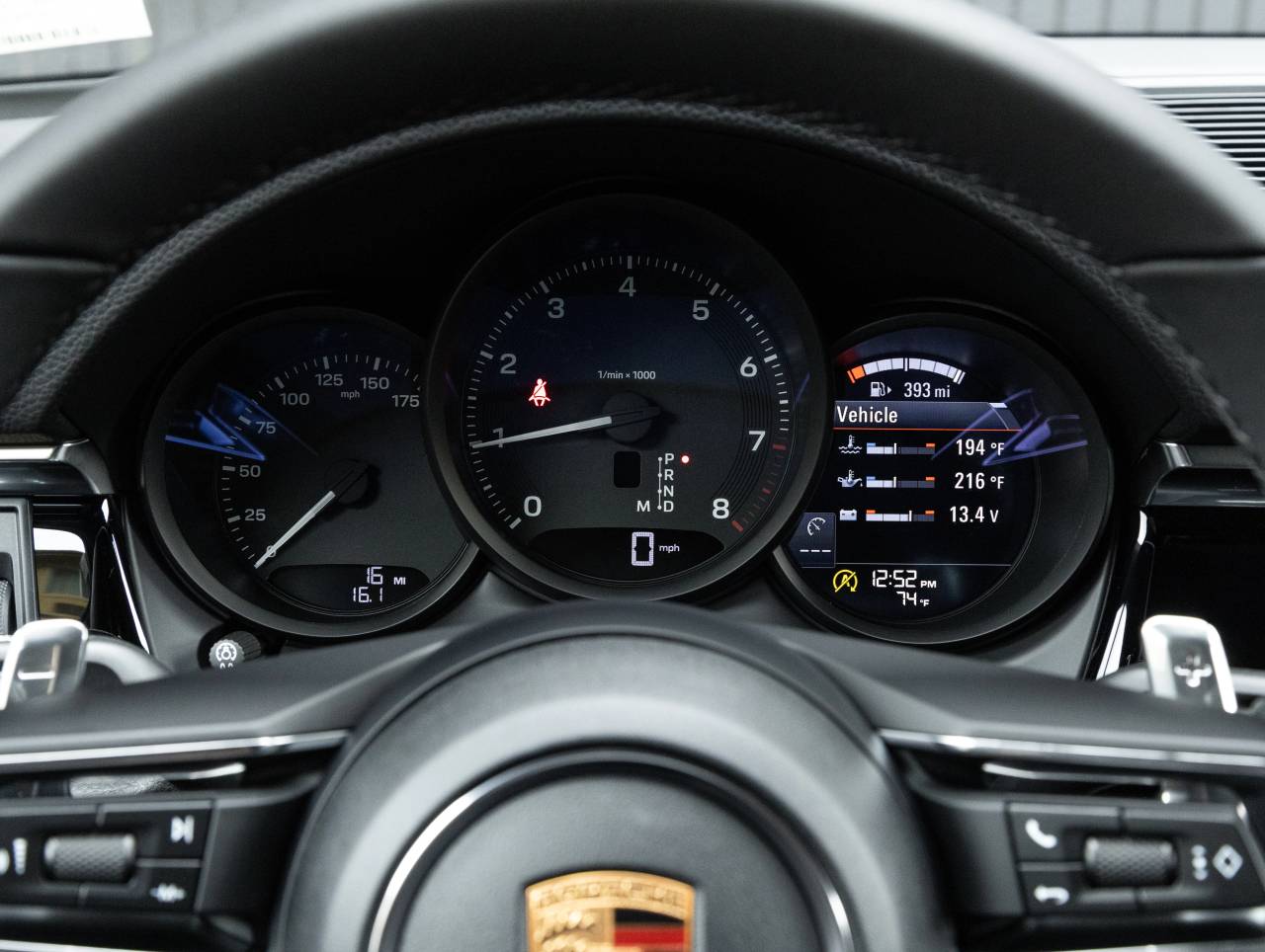 2026 Porsche Macan AWD