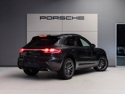 2026 Porsche Macan Macan