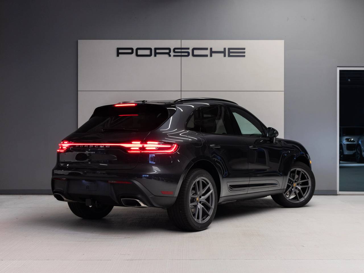 2026 Porsche Macan Macan