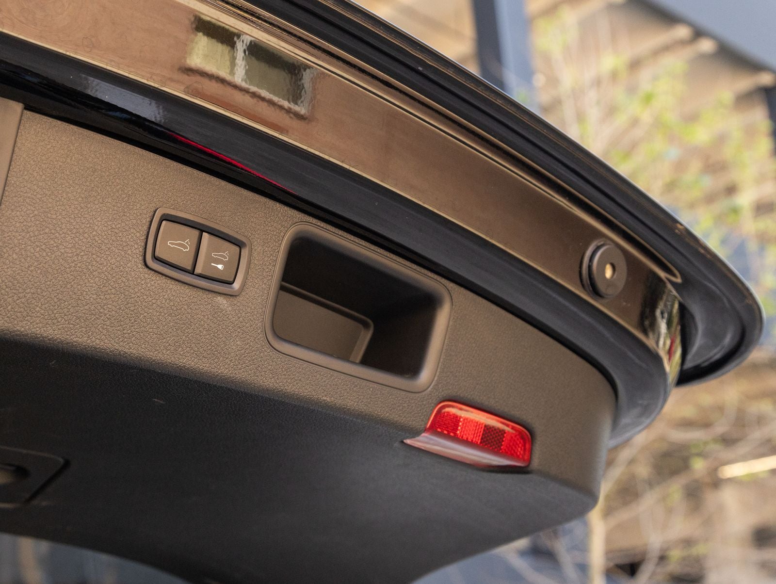 2023 Porsche Macan Macan (MY23)