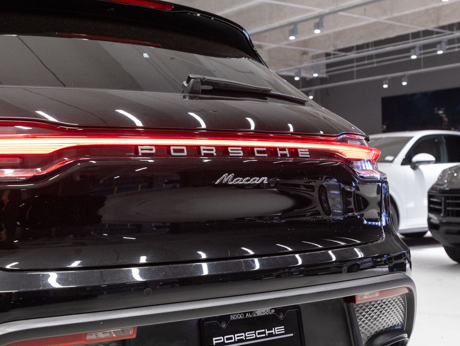 2023 Porsche Macan Macan (MY23)