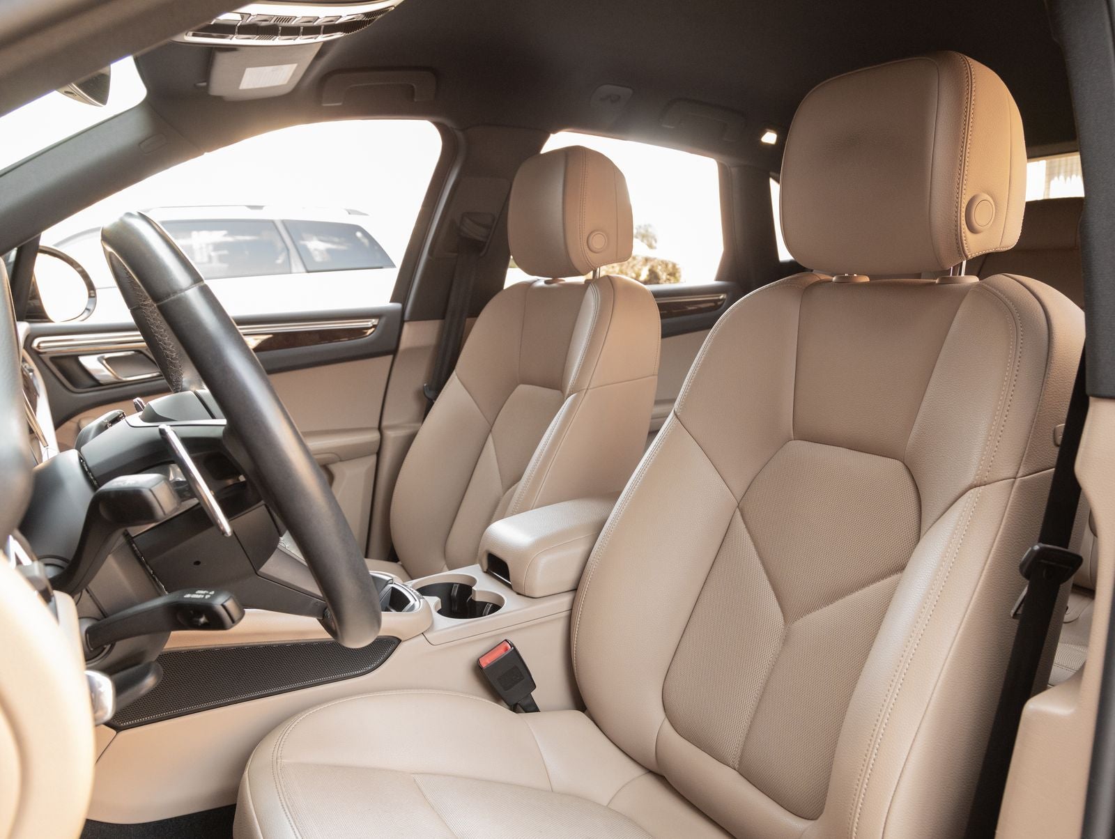 2023 Porsche Macan Macan (MY23)