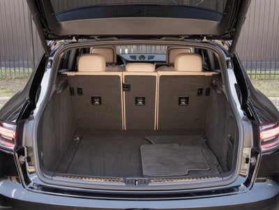 2023 Porsche Macan Macan (MY23)