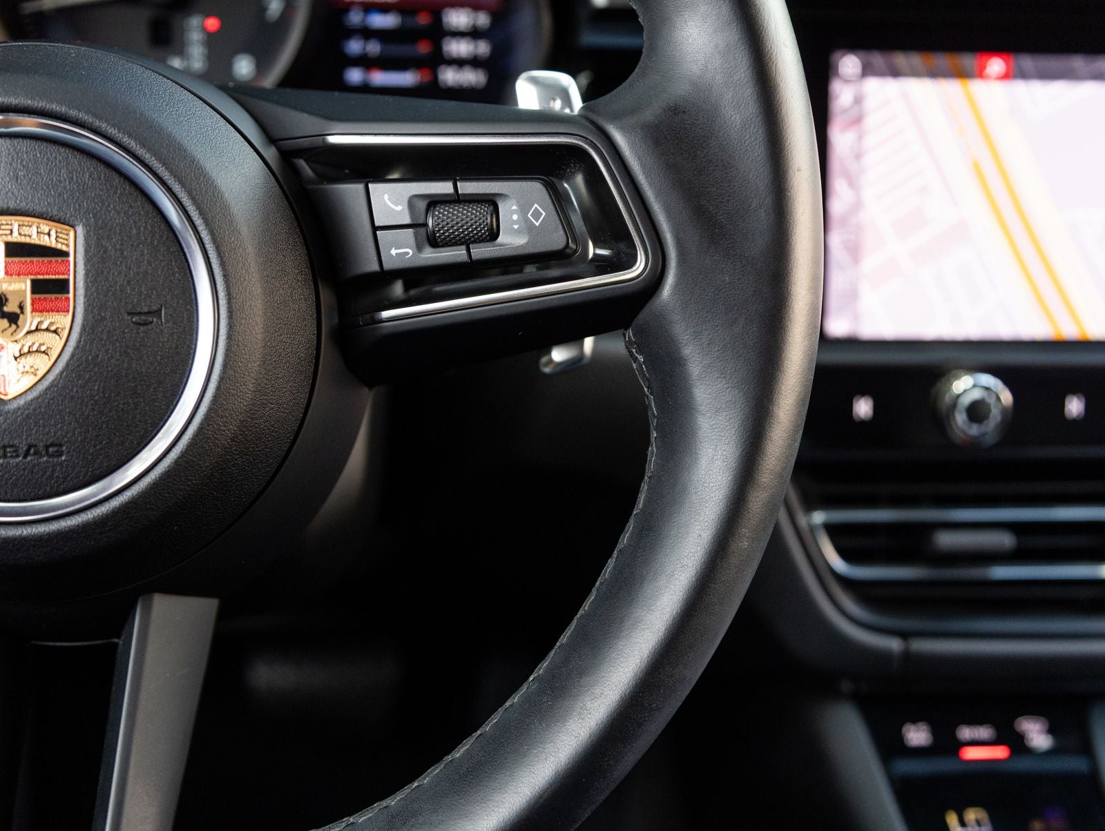 2024 Porsche Macan Macan