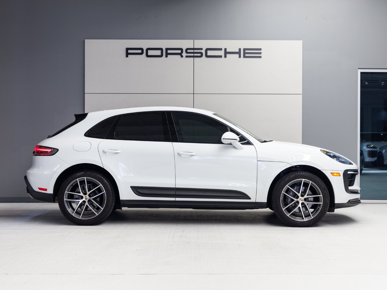 2024 Porsche Macan Macan