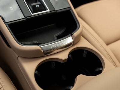 2025 Porsche Macan Macan